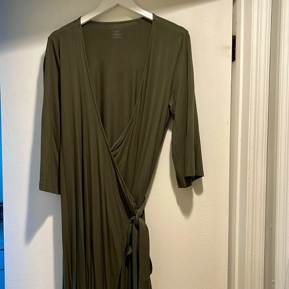 *NWOT NEVER WORN* Caden lane maternity robe! - Picture 2 of 2